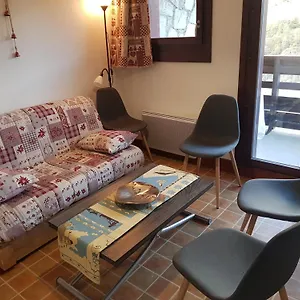  Appartement Les Menuires - Skis Aux Pieds